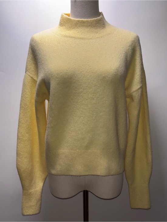 & Other Stories Sweaters - & Other Stories Light Yellow Mock Turtleneck Sweater Size XS